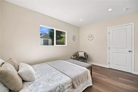 Bedroom - 10512 Samoa Ave, Tujunga, CA 91042 photo 2 of 7