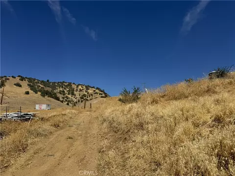 Exterior - 11647 Cameron Canyon Rd, Mojave, CA 93501 photo 11 of 15