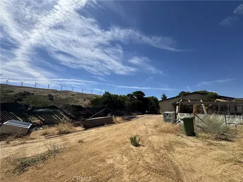 Exterior - 11647 Cameron Canyon Rd, Mojave, CA 93501 photo 8 of 15