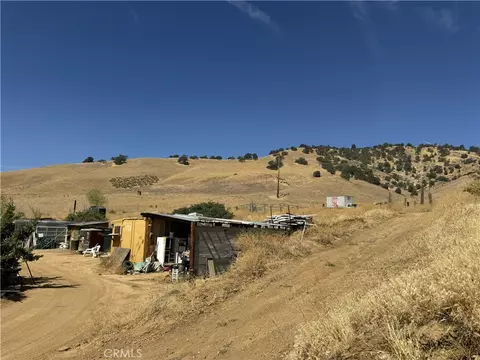 Exterior - 11647 Cameron Canyon Rd, Mojave, CA 93501 photo 10 of 15