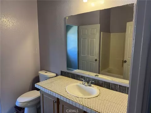 Bath - 11647 Cameron Canyon Rd, Mojave, CA 93501 photo 1 of 2