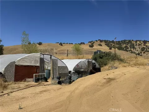 Exterior - 11647 Cameron Canyon Rd, Mojave, CA 93501 photo 13 of 15