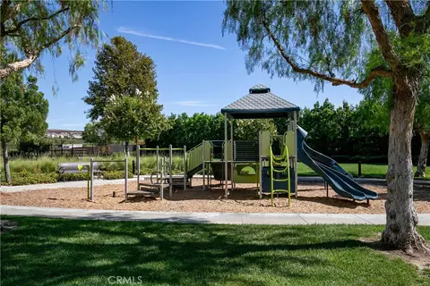 Exterior - 21716 Propello, Saugus, CA 91350 photo 4 of 6