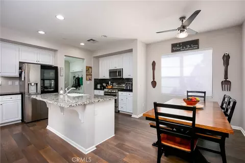 Kitchen - 21716 Propello, Saugus, CA 91350 photo 1 of 3