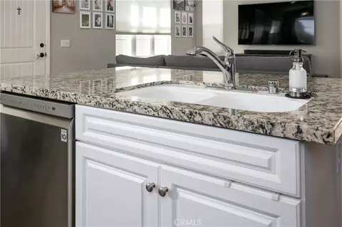 Kitchen - 21716 Propello, Saugus, CA 91350 photo 3 of 3
