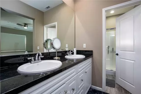 Bath - 21716 Propello, Saugus, CA 91350 photo 2 of 3