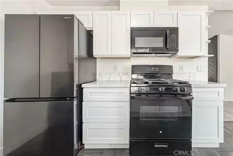Kitchen - 5107 Jefferson, Oxnard, CA 93033 photo 2 of 3