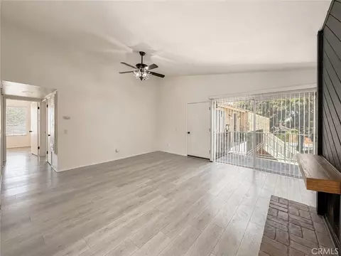 Living - 5107 Jefferson, Oxnard, CA 93033 photo 2 of 2