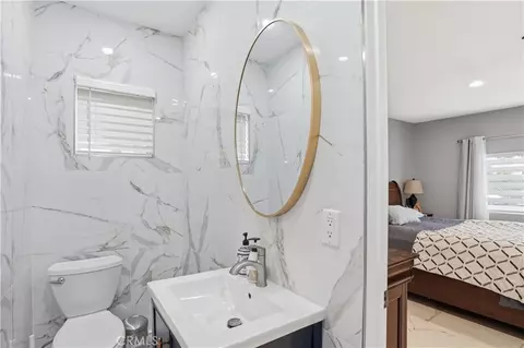 Bath - 6949 Aura Ave, Reseda, CA 91335 photo 4 of 4
