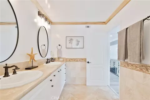 Bath - 2355 Peninsula, Oxnard, CA 93035 photo 6 of 9