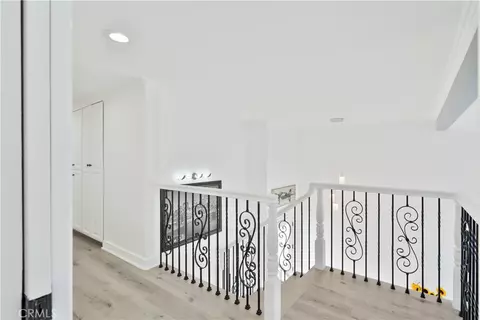 Entry Way - 2355 Peninsula, Oxnard, CA 93035 photo 2 of 5
