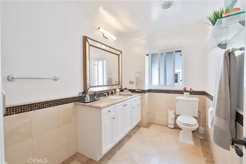 Bath - 2355 Peninsula, Oxnard, CA 93035 photo 4 of 9