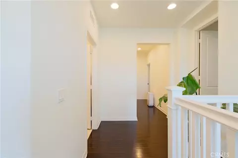 Entry Way - 21737 Propello, Saugus, CA 91350 photo 4 of 8