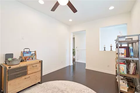 Entry Way - 21737 Propello, Saugus, CA 91350 photo 3 of 8