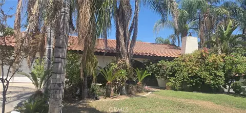 Exterior - 6300 Devon, Bakersfield, CA 93309 photo 2 of 7