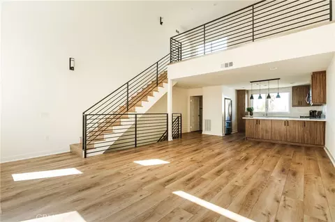 5623 N Bella Blanco, North Hollywood, CA 91601