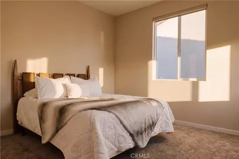 Bedroom - 28511 Sparrow Way, Saugus, CA 91350 photo 3 of 4