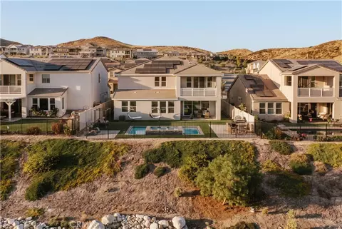View/Area - 28511 Sparrow Way, Saugus, CA 91350 photo 1 of 3