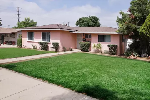 14615 San Fernando Mission Blvd, San Fernando, CA 91340