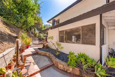 Exterior - 2125 Eastedge, Glendale, CA 91206 photo 3 of 15