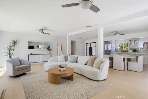 4715 Burgundy Rd, Woodland Hills, CA 91364
