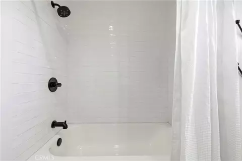 Bath - 34530 Acton Canyon Rd, Acton, CA 93510 photo 6 of 10