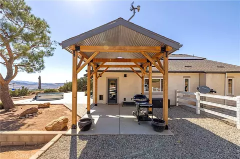 Exterior - 34530 Acton Canyon Rd, Acton, CA 93510 photo 8 of 10