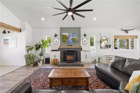 Living - 34530 Acton Canyon Rd, Acton, CA 93510 photo 2 of 5