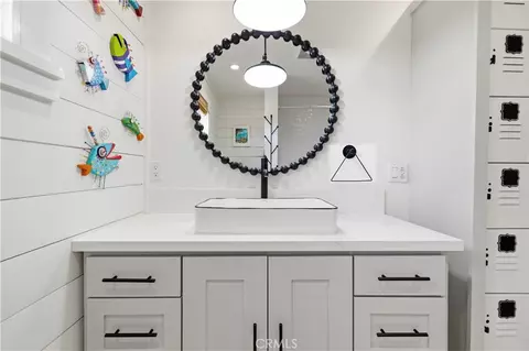Bath - 34530 Acton Canyon Rd, Acton, CA 93510 photo 5 of 10