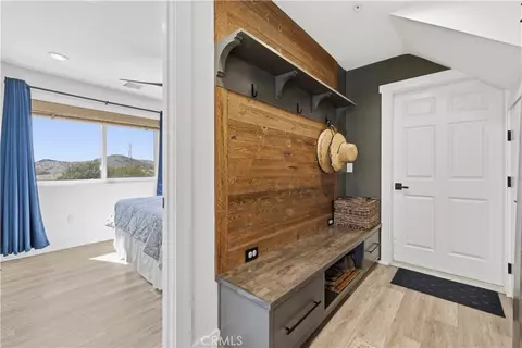Entry Way - 34530 Acton Canyon Rd, Acton, CA 93510 photo 7 of 9