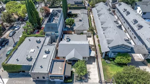 View/Area - 2056 E Villa, Pasadena, CA 91107 photo 1 of 5