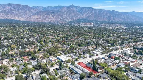 View/Area - 2056 E Villa, Pasadena, CA 91107 photo 5 of 5