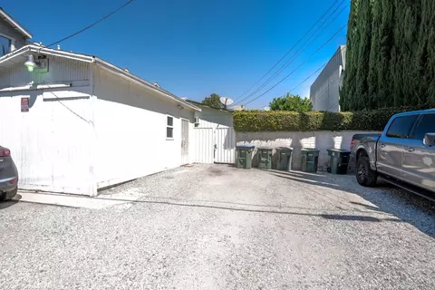 Exterior - 2056 E Villa, Pasadena, CA 91107 photo 8 of 9