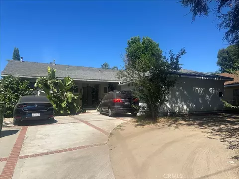 7921 Owensmouth, Canoga Park, CA 91304