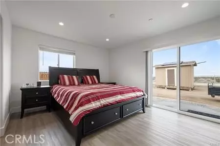 Bedroom - 13857 E Avenue G2, Lancaster, CA 93535 photo 2 of 4