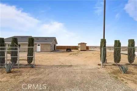 Exterior - 13857 E Avenue G2, Lancaster, CA 93535 photo 4 of 5