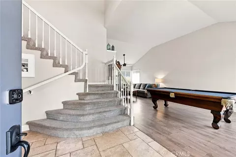 Entry Way - 696 Corte Vina, Camarillo, CA 93010 photo 1 of 3