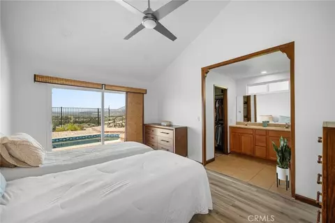 Bedroom - 27403 Garza Dr, Saugus, CA 91350 photo 1 of 2