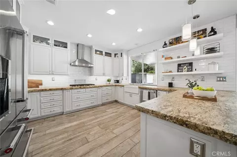 Kitchen - 28746 High Ridge Dr, Santa Clarita, CA 91390 photo 1 of 6