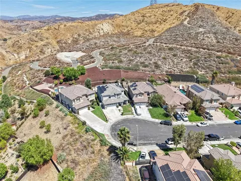 View/Area - 28746 High Ridge Dr, Santa Clarita, CA 91390 photo 2 of 5