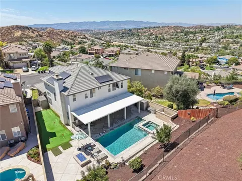View/Area - 28746 High Ridge Dr, Santa Clarita, CA 91390 photo 4 of 5
