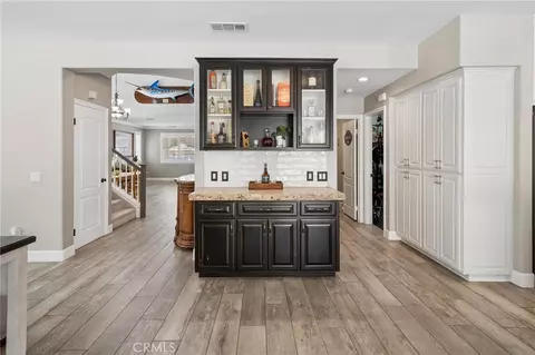 Entry Way - 28746 High Ridge Dr, Santa Clarita, CA 91390 photo 5 of 8