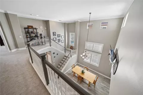 Entry Way - 28746 High Ridge Dr, Santa Clarita, CA 91390 photo 6 of 8