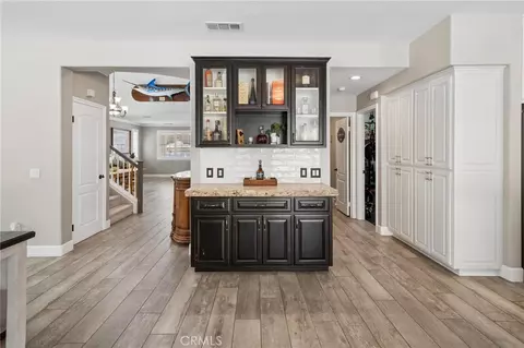Entry Way - 28746 High Ridge Dr, Santa Clarita, CA 91390 photo 4 of 8
