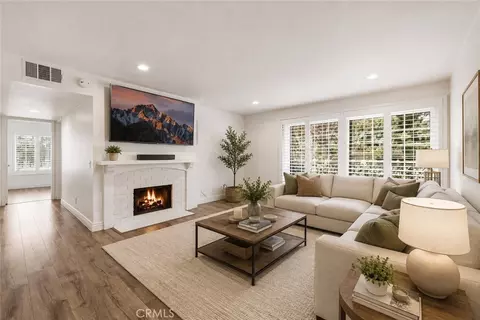 3675 S Bear St #H, Santa Ana, CA 92704