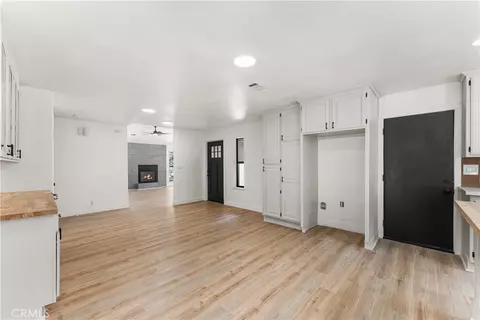 Living - 22381 William Tell Trl, Tehachapi, CA 93561 photo 7 of 8