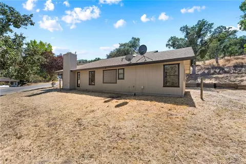 Exterior - 22381 William Tell Trl, Tehachapi, CA 93561 photo 10 of 10