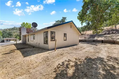Exterior - 22381 William Tell Trl, Tehachapi, CA 93561 photo 9 of 10