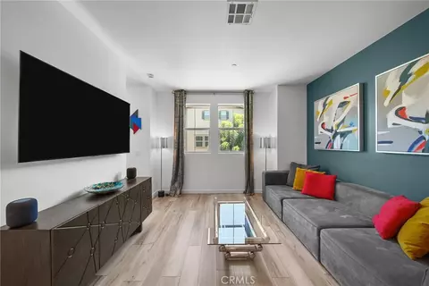 Other - 7239 N Cedar Rd, Van Nuys, CA 91405 photo 3 of 12