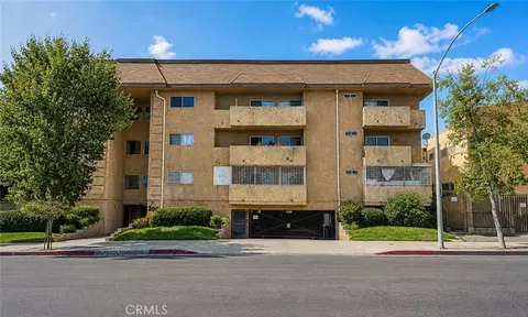 200 S Reno #102, Los Angeles, CA 90057